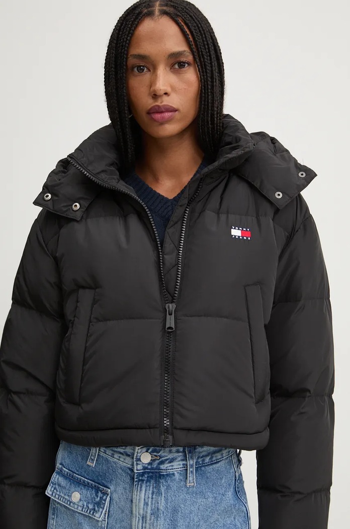 Tommy Jeans kurtka puchowa damska czarny DW0DW18609