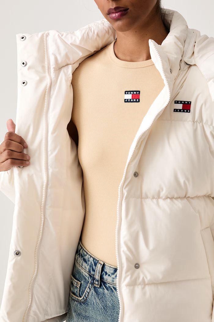 Tommy Jeans Kurtka puchowa damska DW0DW18610