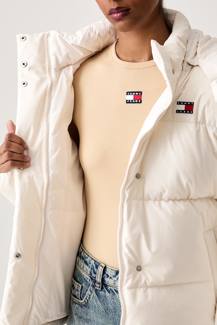 Tommy Jeans Kurtka puchowa damska DW0DW18610