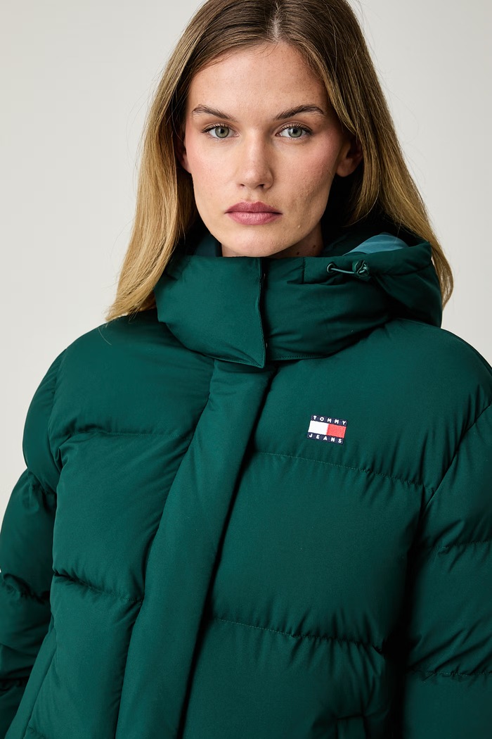Tommy Jeans kurtka puchowa damska zielony DW0DW18610