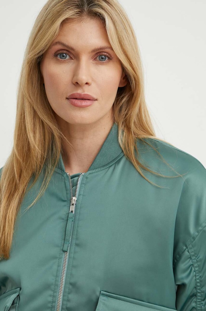Яке бомбър Levi's зелен A7262