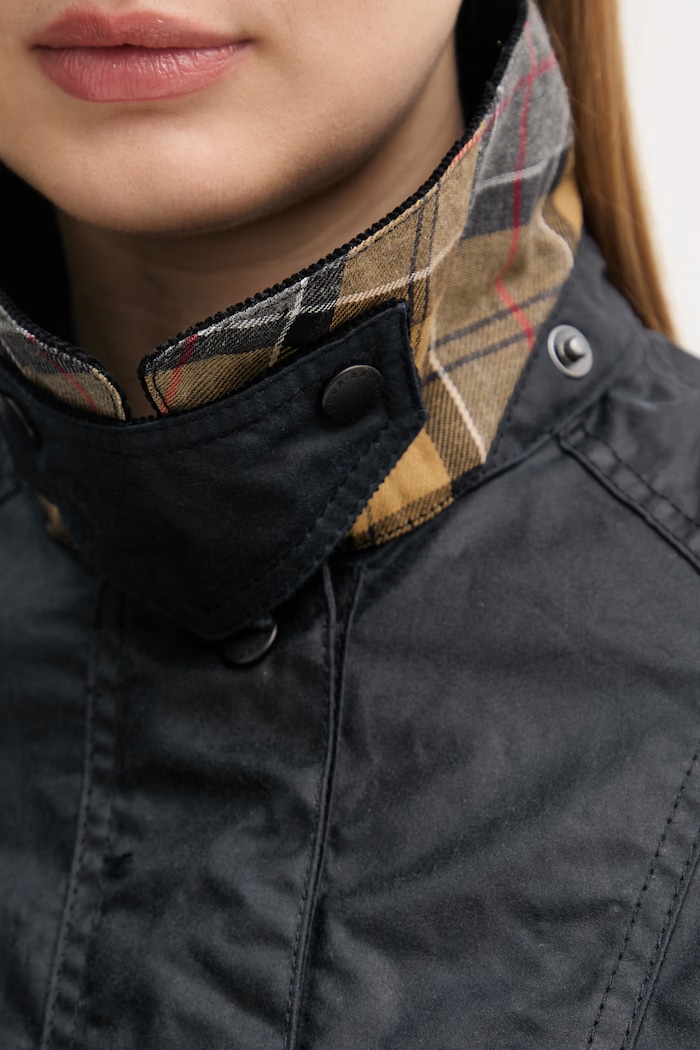 Barbour prechodná bunda dámska bavlnená Beadnell LWX0667 tmavomodrá