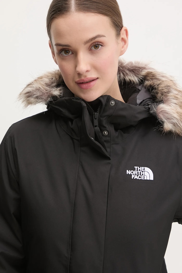 Пухено яке The North Face Arctic The North Face NF0A84J24H01 черен