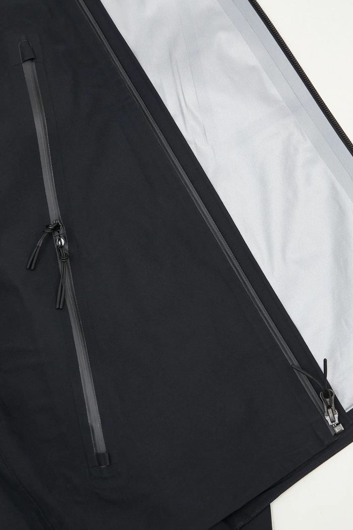 MM6 Maison Margiela jacket x Salomon S52AM0310.M35200 black