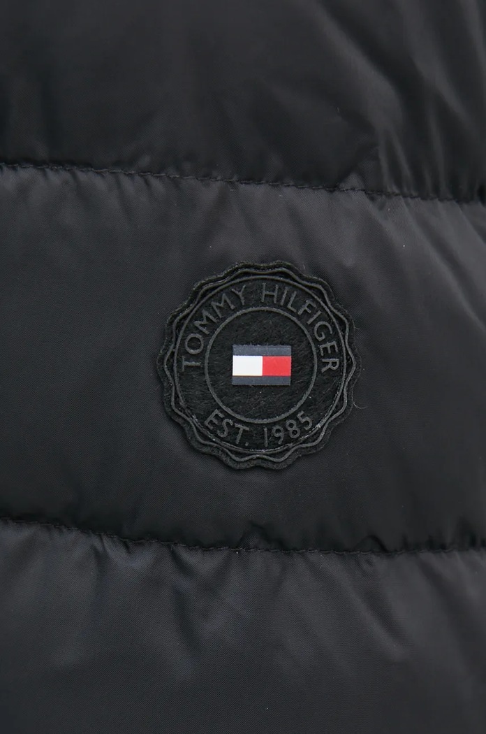 Péřová bunda Tommy Hilfiger WW0WW42742 černá