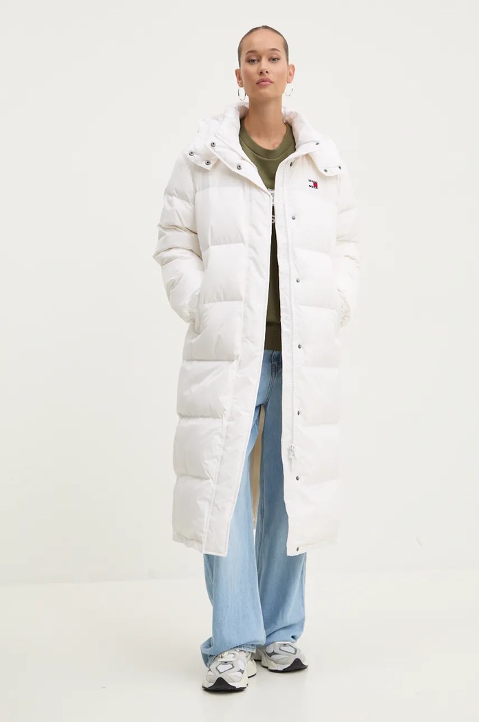 Péřová bunda Tommy Jeans DW0DW18860 bílá NC24