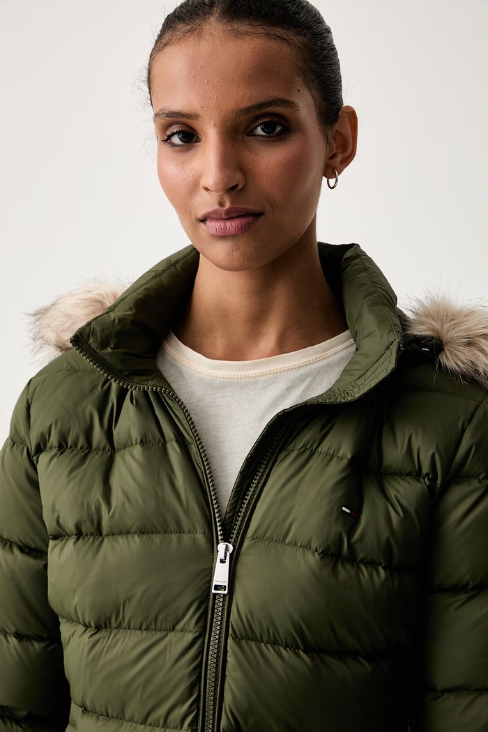 Tommy Jeans kurtka puchowa damska zielony DW0DW18864
