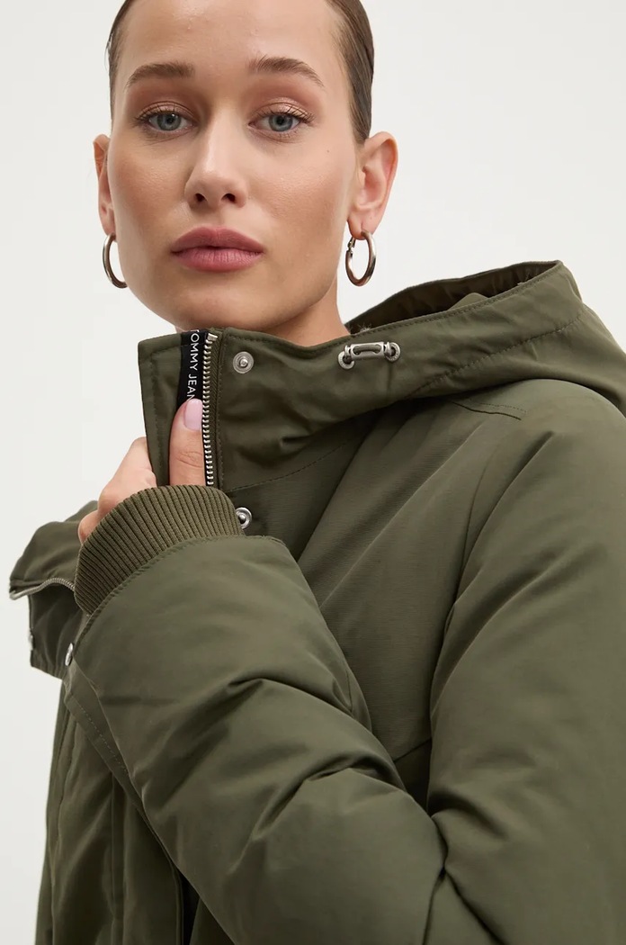 Bunda Tommy Jeans DW0DW18866 zelená