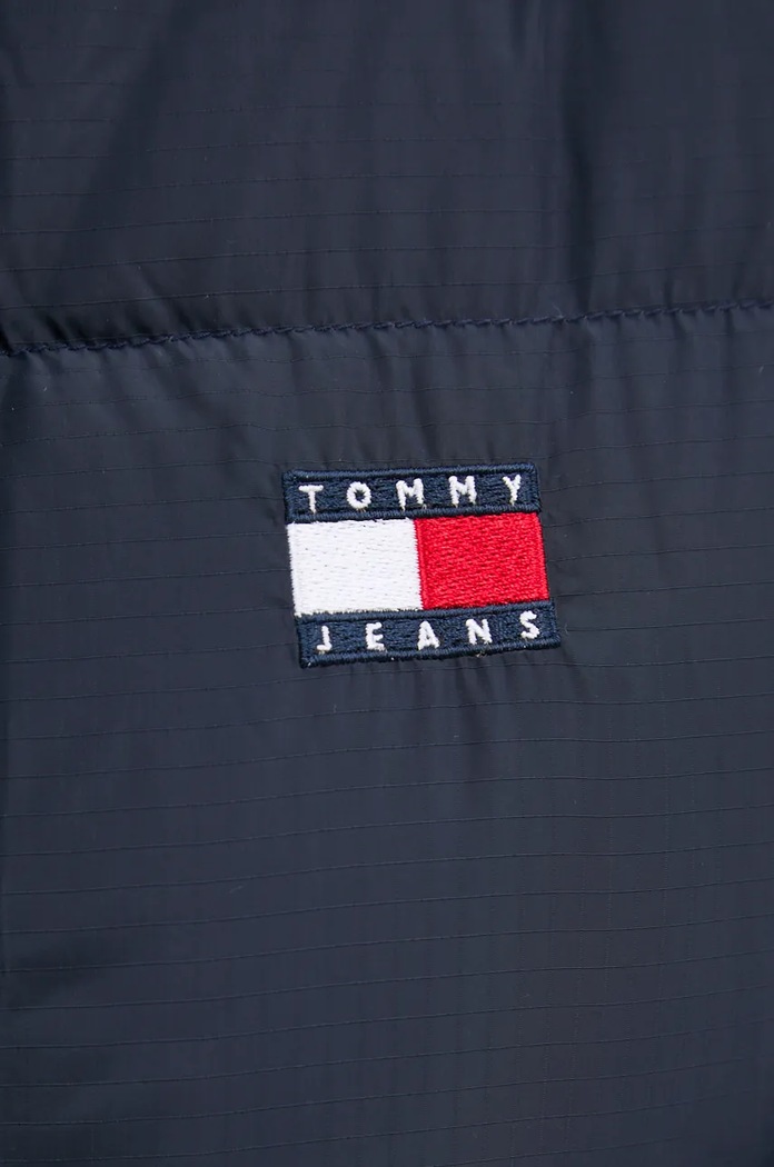 Péřová bunda Tommy Jeans DW0DW18820 námořnická modř