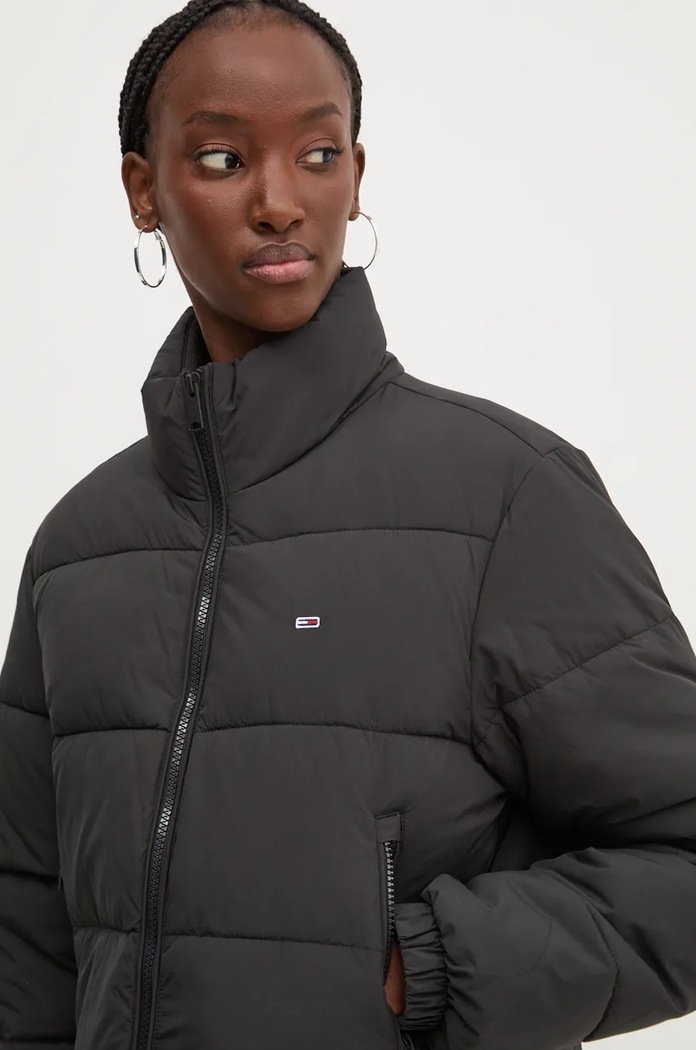 Bunda Tommy Jeans černá DW0DW18828