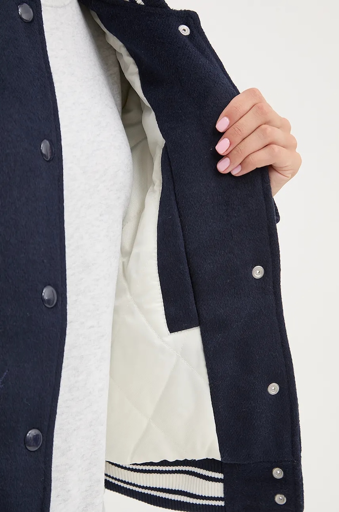 Bunda z vlněné směsi Tommy Jeans DW0DW18845