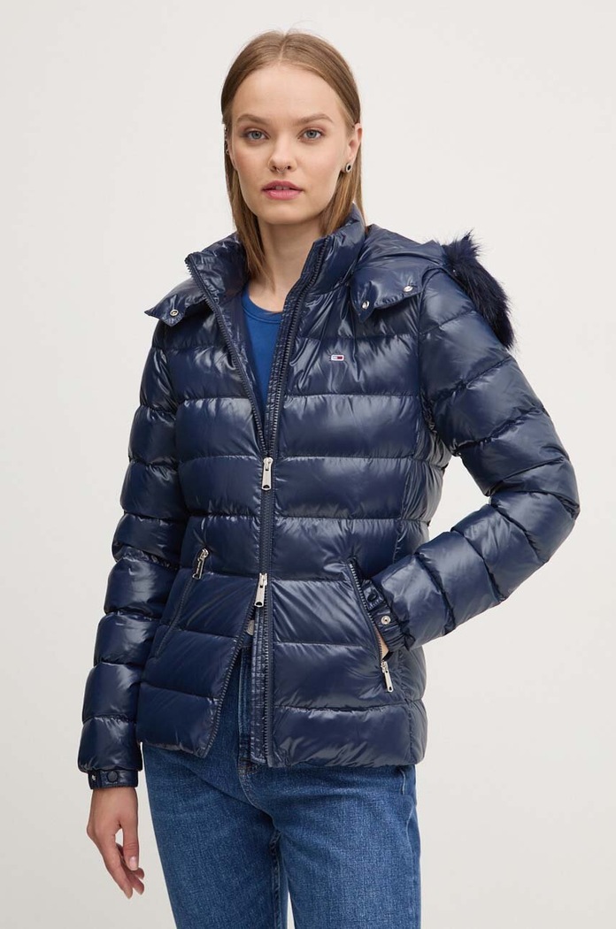 Péřová bunda Tommy Jeans s podšívkou námořnická modř DW0DW19926