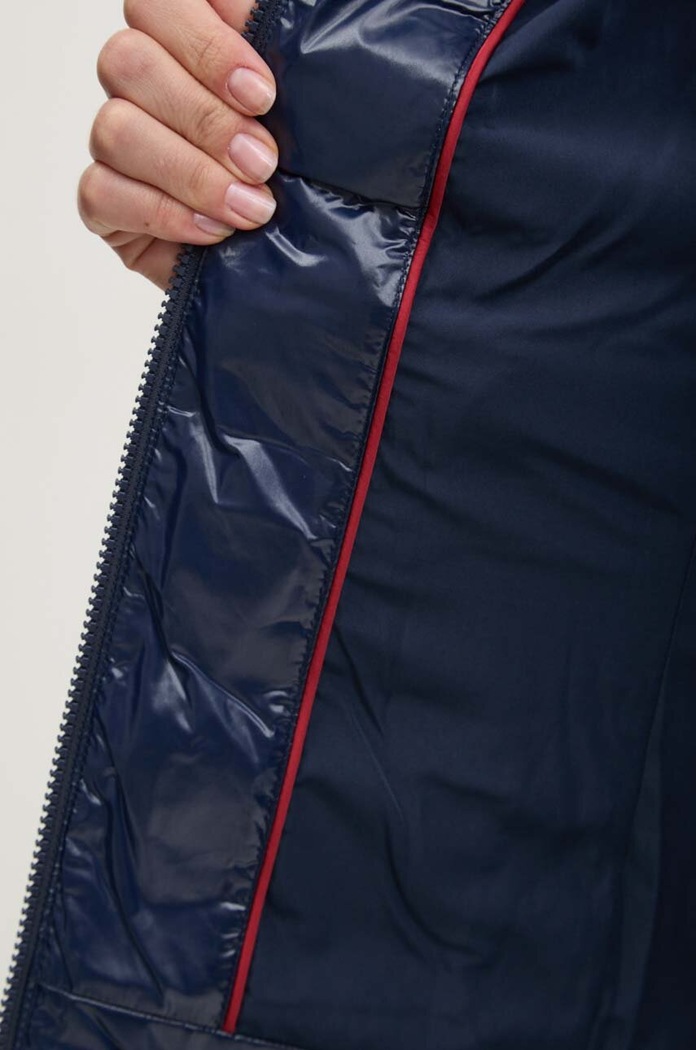 Péřová bunda Tommy Jeans DW0DW19926