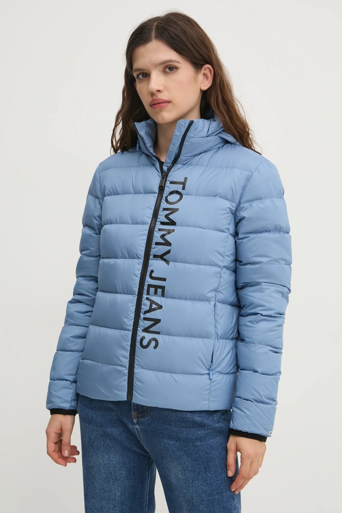 Пухено яке Tommy Jeans син DW0DW20388