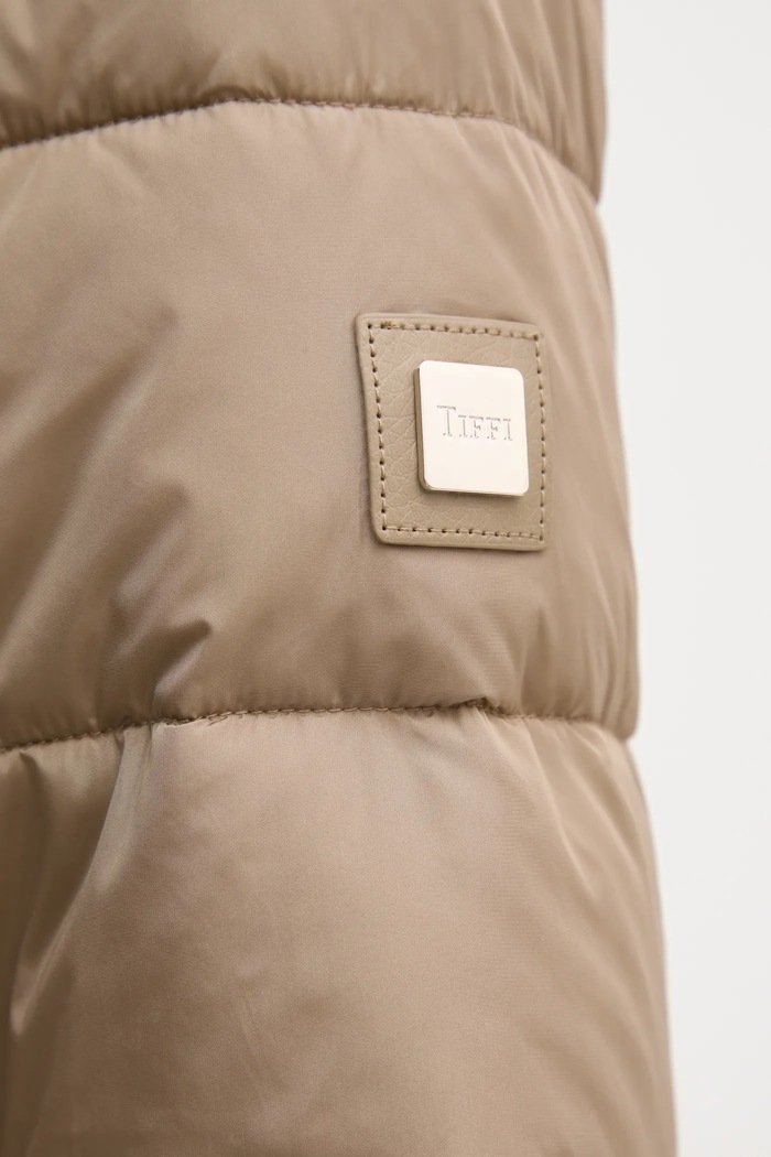 Bunda Tiffi 213100.MERIBEL