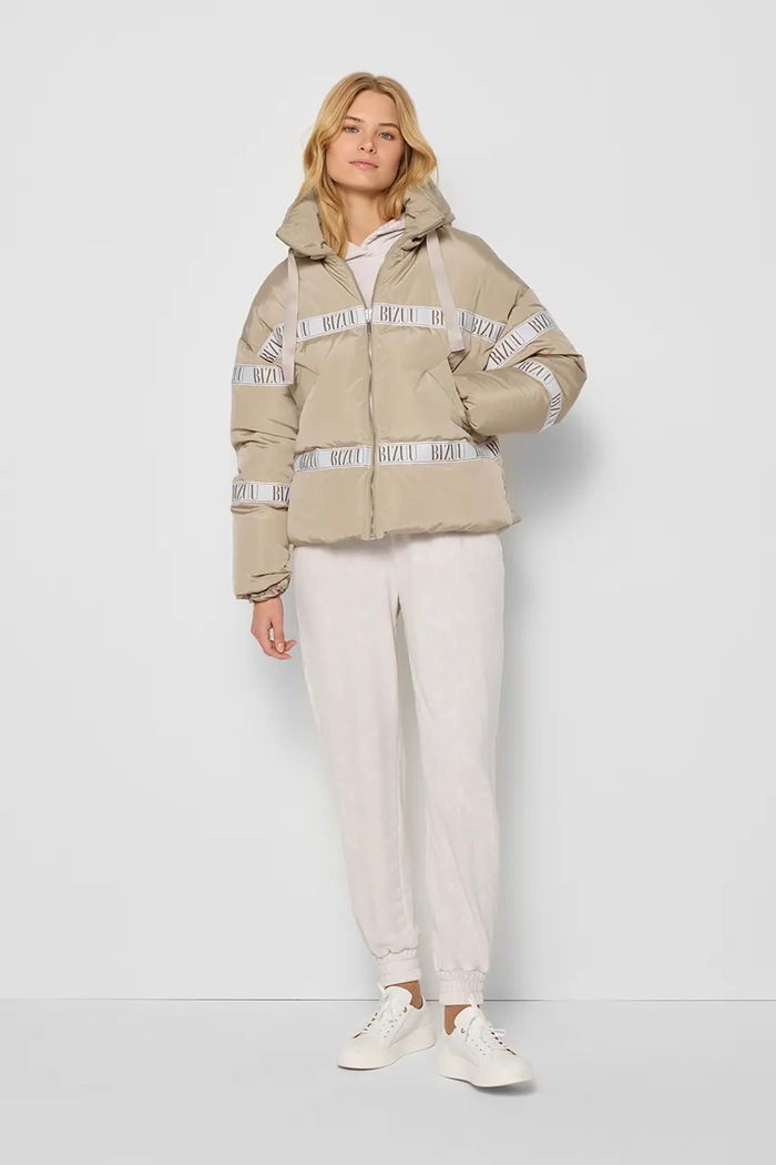 Pernata jakna Bizuu TOKYO TOKYO.BEZOWY.AW24