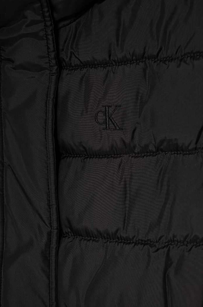 Dziewczynka Calvin Klein Jeans bezrękawnik dziecięcy IG0IG02590.9BYH. czarny