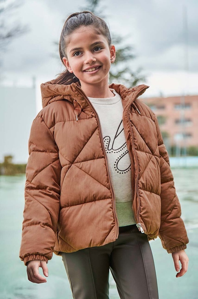 Dječja jakna Mayoral s kapuljačom smeđa 7484.8E.Junior.9BYH