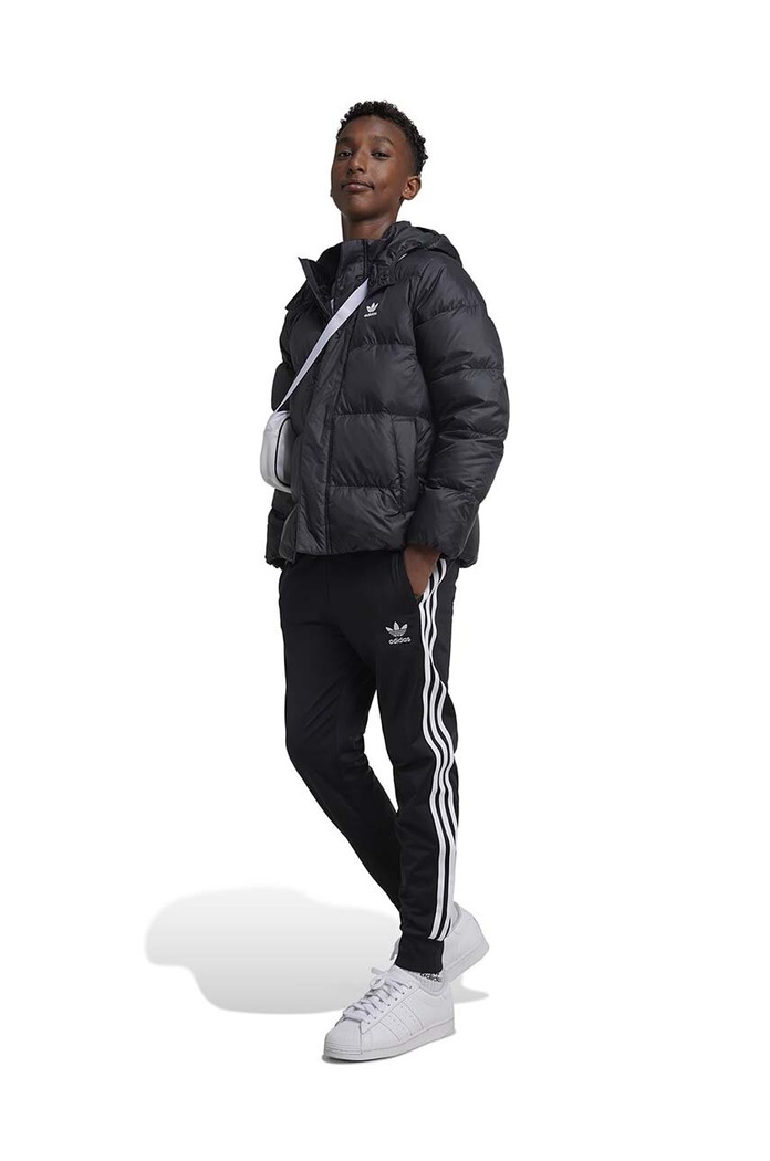 Παιδικό μπουφάν με πούπουλα adidas Originals DOWNACKET ELO IY7498