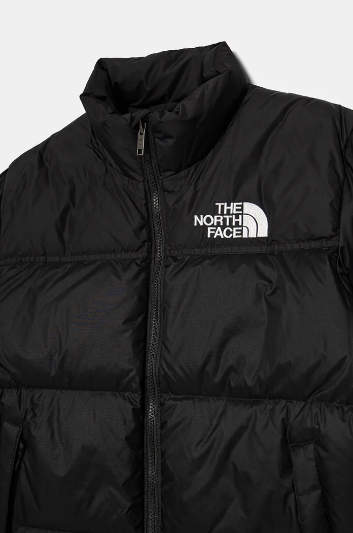 Chłopiec The North Face kurtka puchowa dziecięca TEEN 1996 RETRO NUPTSE JACKET NF0A8A4CJK31 czarny