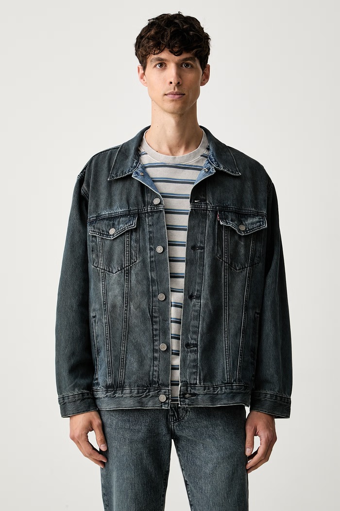 Levi's jeans jakna moška bombažna RELAXED FIT modra A5782