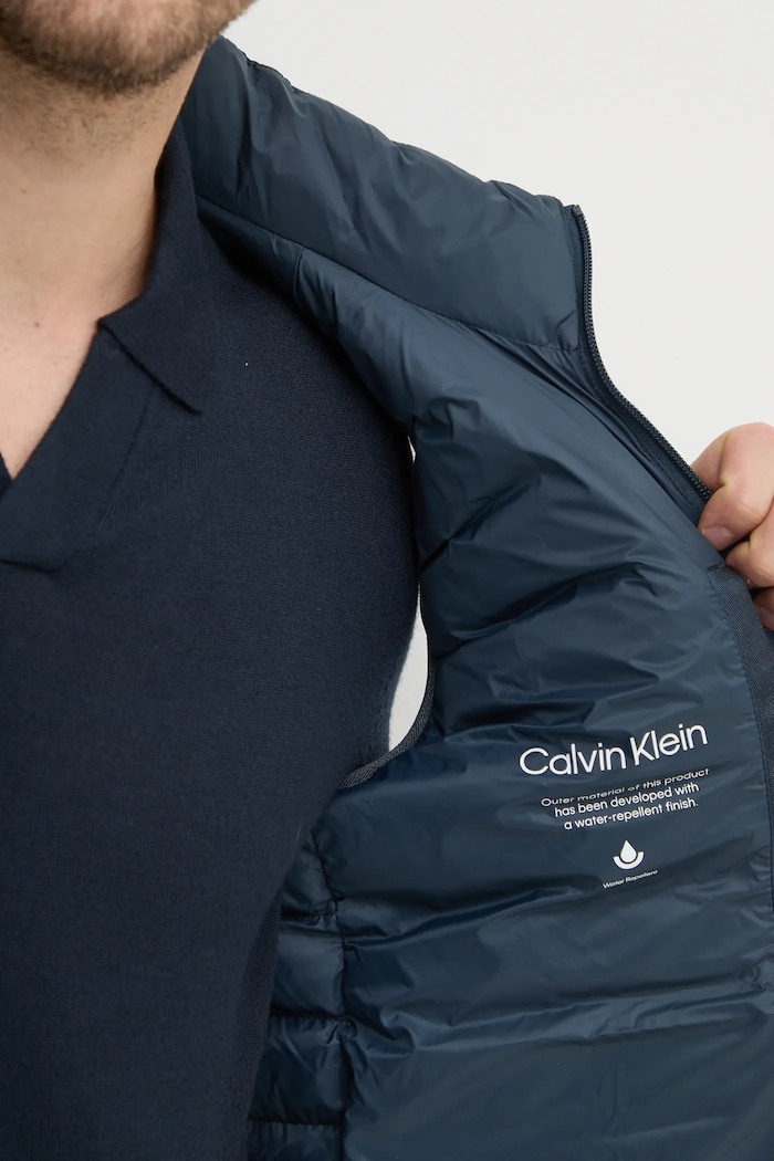 Vesta Calvin Klein K10K113470 modrá