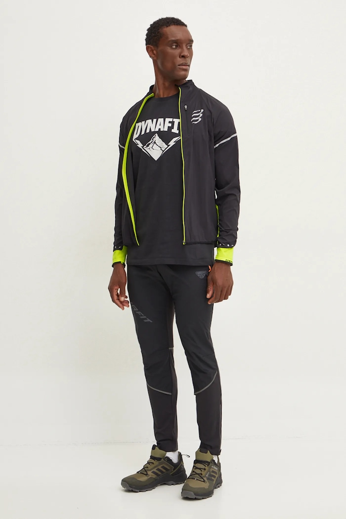 Ветровка Compressport Hurricane AJVM307 черен AW24