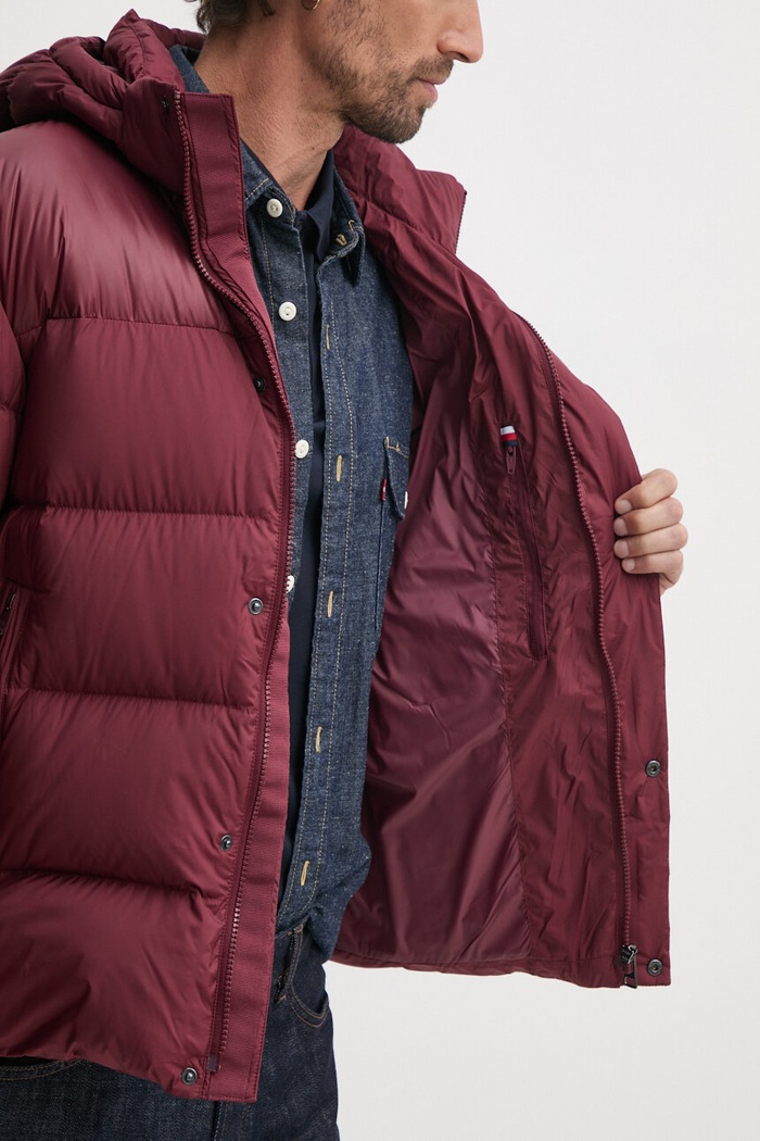 Péřová bunda Tommy Hilfiger MW0MW36569