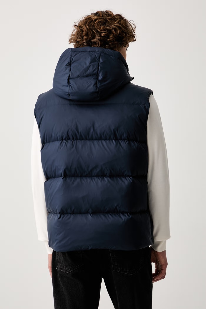 Oblečení Tommy Jeans péřová vesta pánská DM0DM20465 námořnická modř