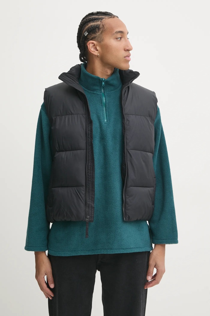 Prsluk Hollister Co. s toplom postavom crna KI332.4091.900