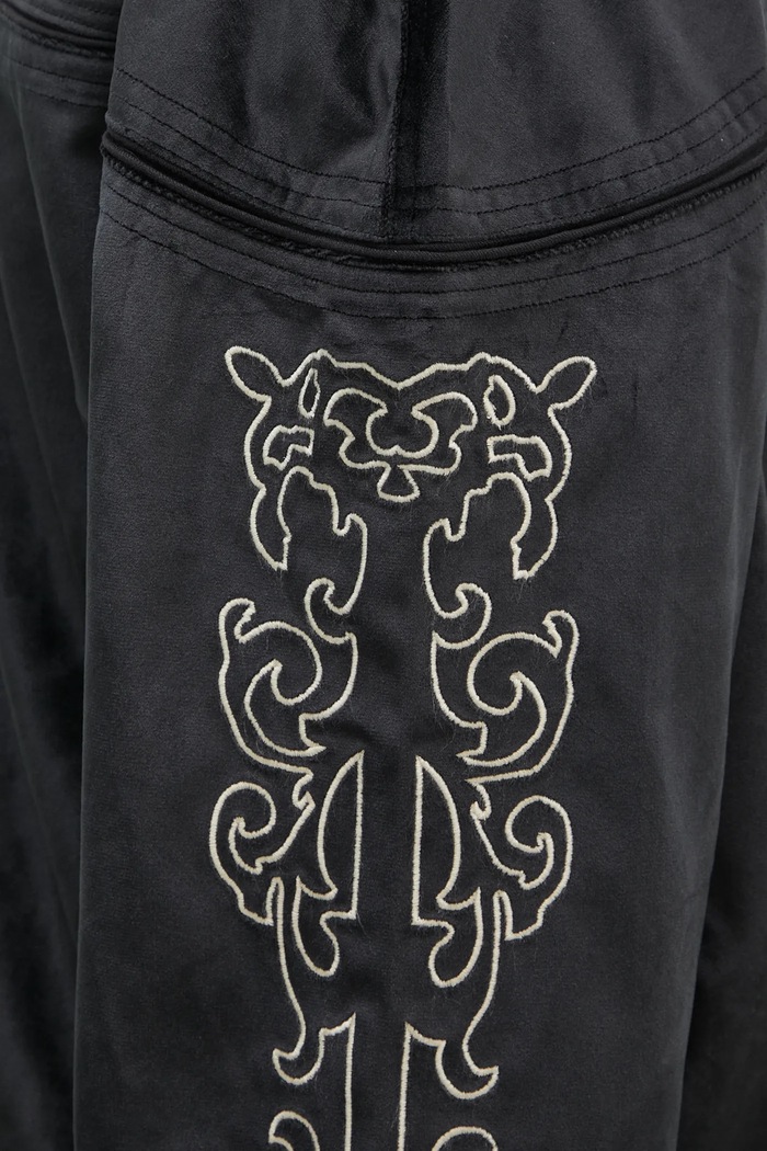 Mikina PLEASURES Unquote Velour P24W010 čierna