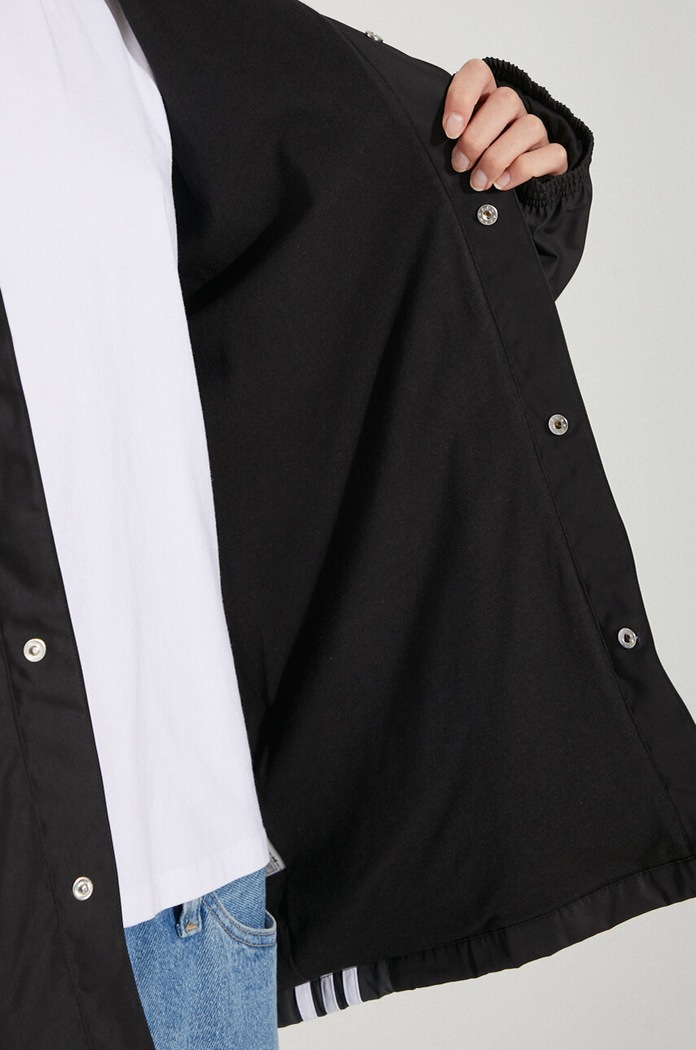 Куртка adidas Originals Adibreak Windbreaker IY4845
