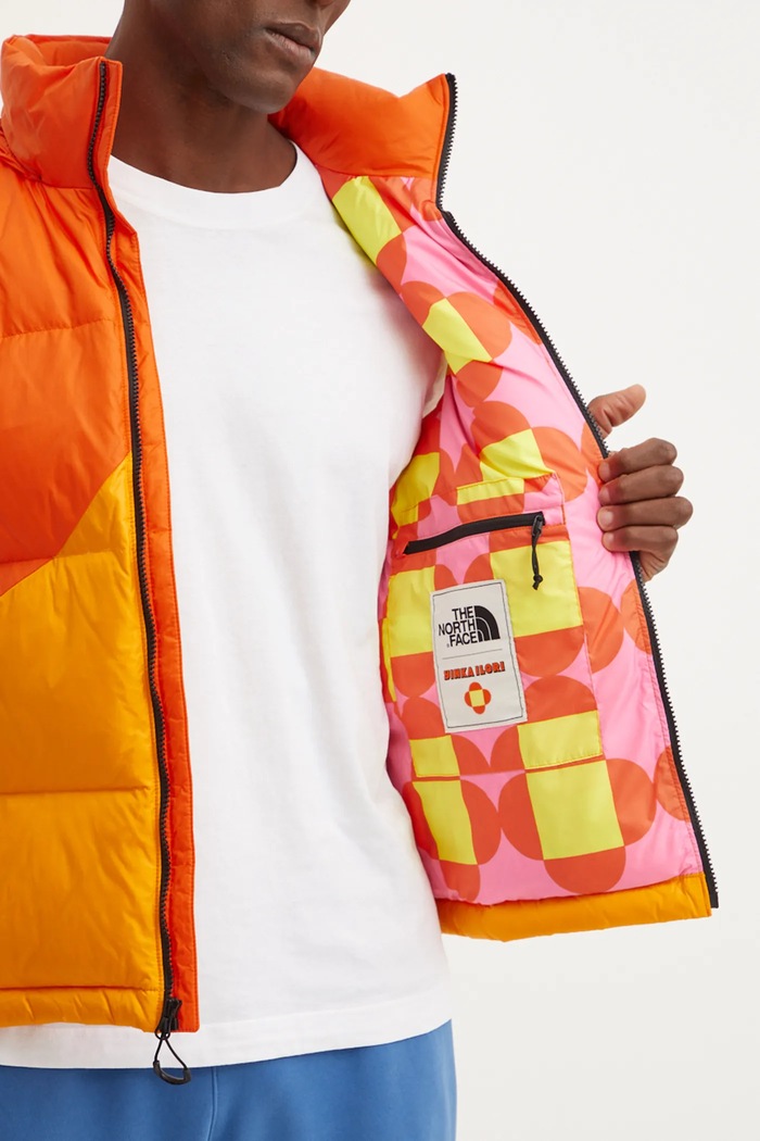 Péřová vesta The North Face TNF x Yinka Ilori NF0A89GE0IH1