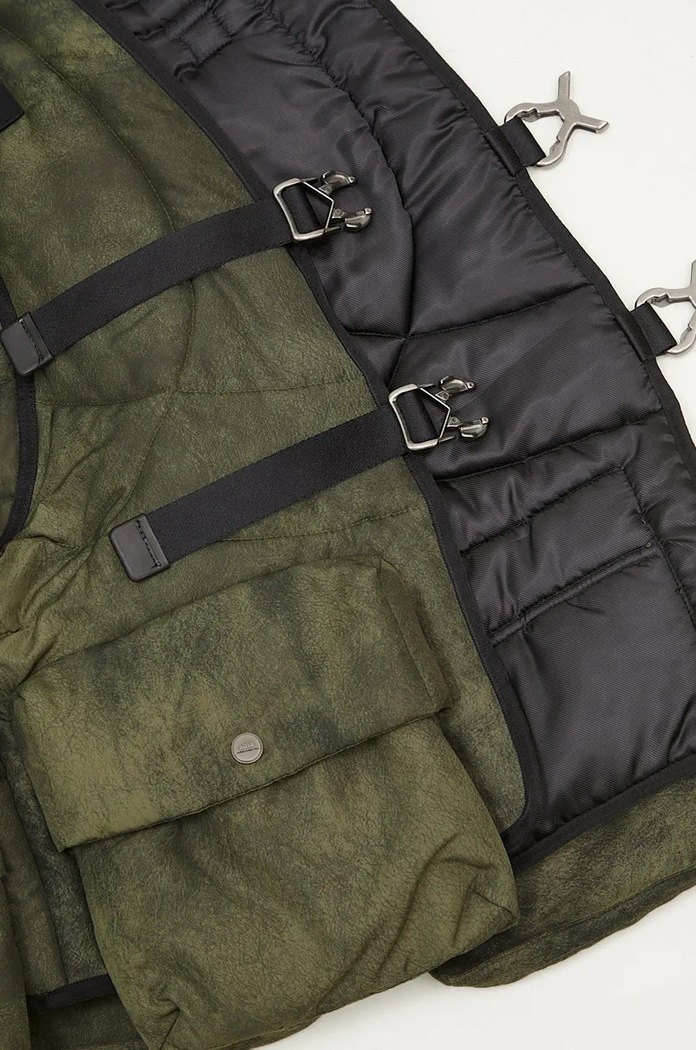 Andersson Bell vest Marble Padded Vest awa648m green