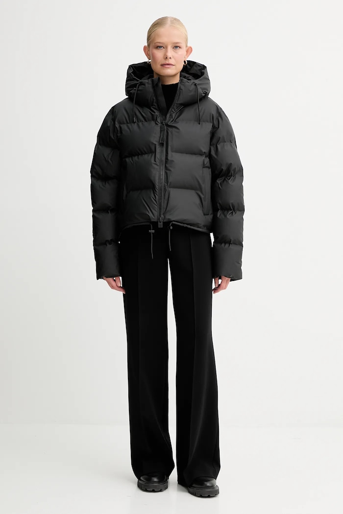 Nepromokavá bunda Rains Alta Short Puffer Jacket W3T3 Rains černá 15150.01