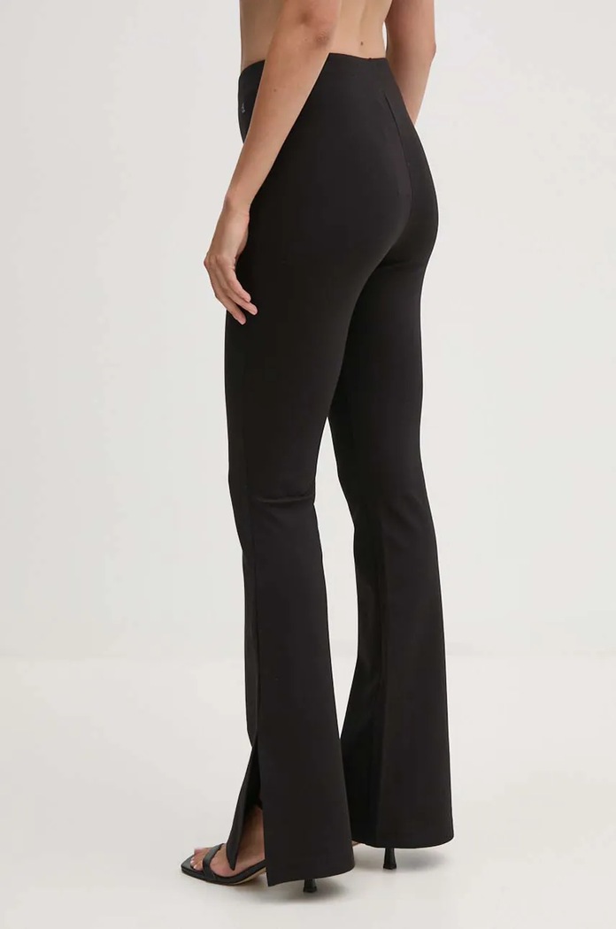 Ρούχα Παντελόνι Calvin Klein Jeans J20J224271 μαύρο
