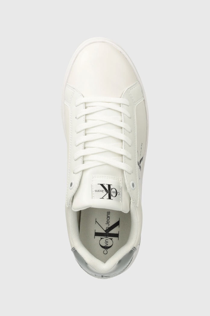 Sneakersy BOLD PLATF LOW LACE LTH ML MTL Calvin Klein Jeans YW0YW01516 biały
