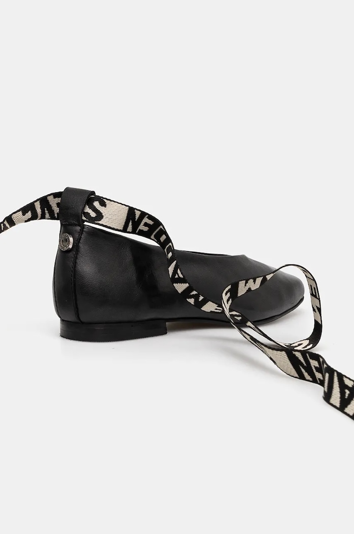 Usnjene balerinke Steve Madden Fosse črna SM11003263.017