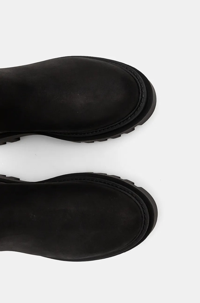 Nubukové kotníkové boty Calvin Klein Jeans FLATFORM CHELSEA BOOT MG NB YW0YW01684 černá