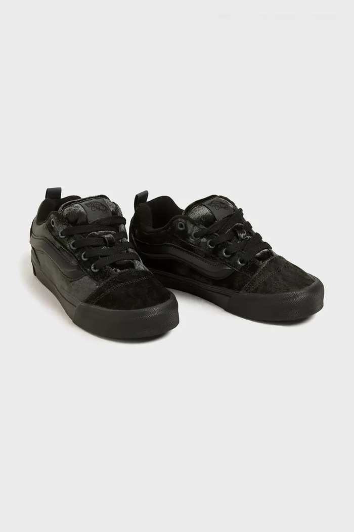 Ниски кецове Vans Knu Skool VN000CRPPRM1 черен AW24