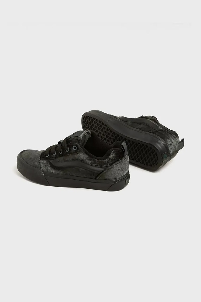Ниски кецове Vans Knu Skool черен VN000CRPPRM1