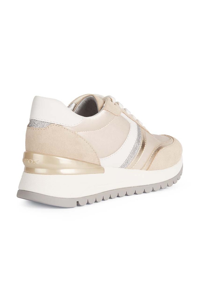 Obuwie Geox sneakersy D DESYA A D3500A.0FU22.C2LH6 złoty