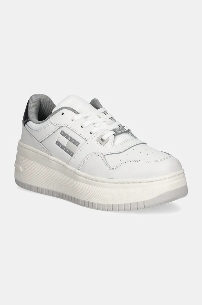 Маратонки Tommy Jeans TJW RETRO BASKET FLATFORM METAL гладка кожа бял EN0EN02607
