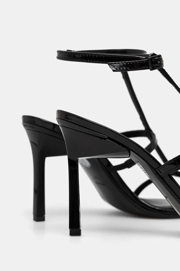 Calvin Klein sandały skórzane HEEL GLADI SANDAL 90 PAT czarny HW0HW02312