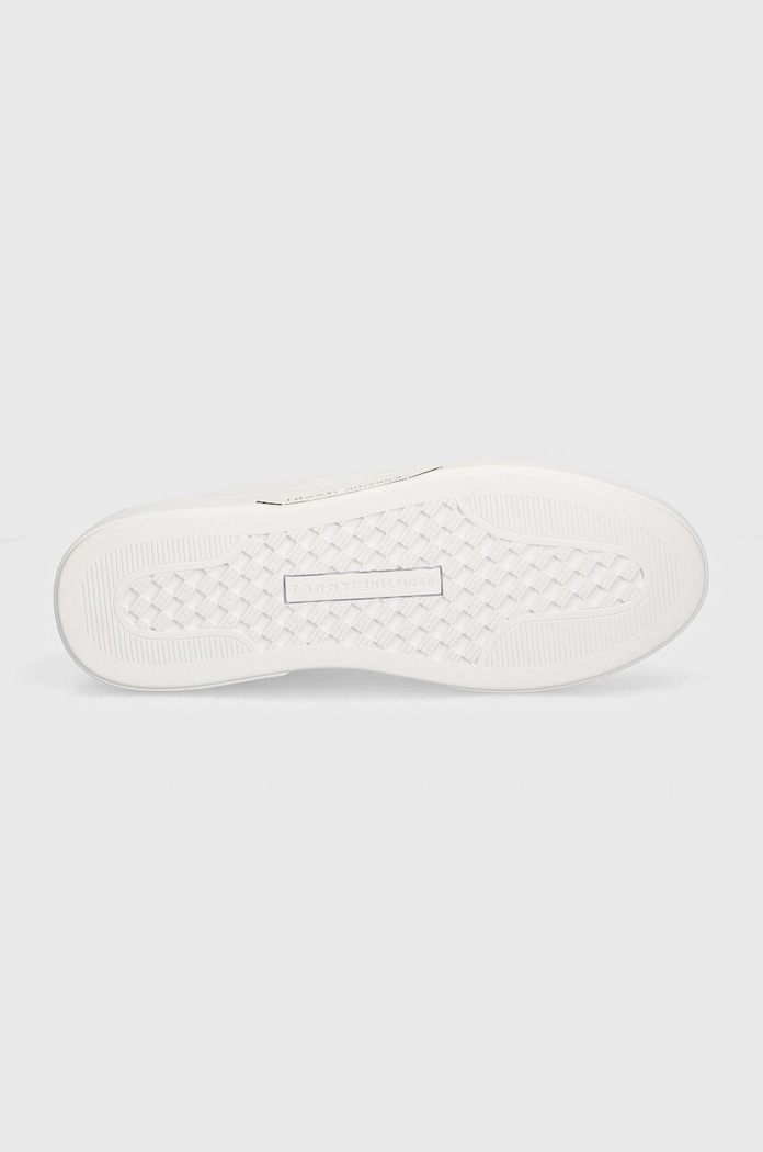 Kožené sneakers boty Tommy Hilfiger CHIC PANEL COURT SNEAKER FW0FW07998 bílá