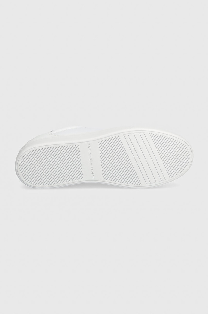Kožené sneakers boty Tommy Hilfiger ESSENTIAL COURT SNEAKER FW0FW08000 bílá