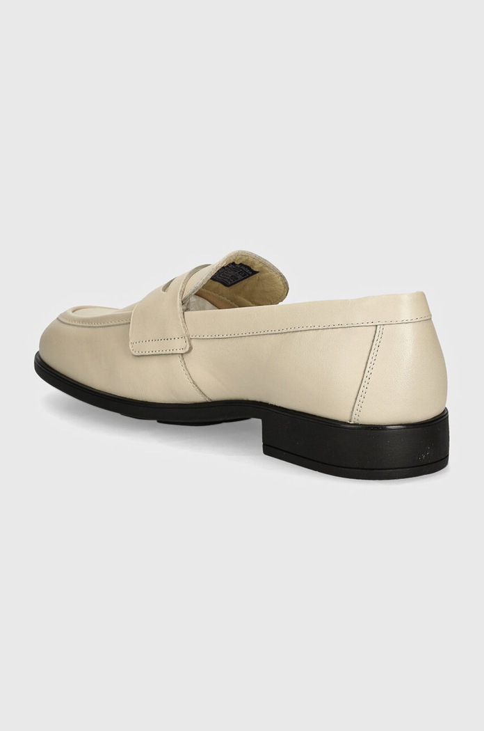 Obuwie Tommy Hilfiger mokasyny skórzane FLAG LEATHER CLASSIC LOAFER FW0FW08030 beżowy