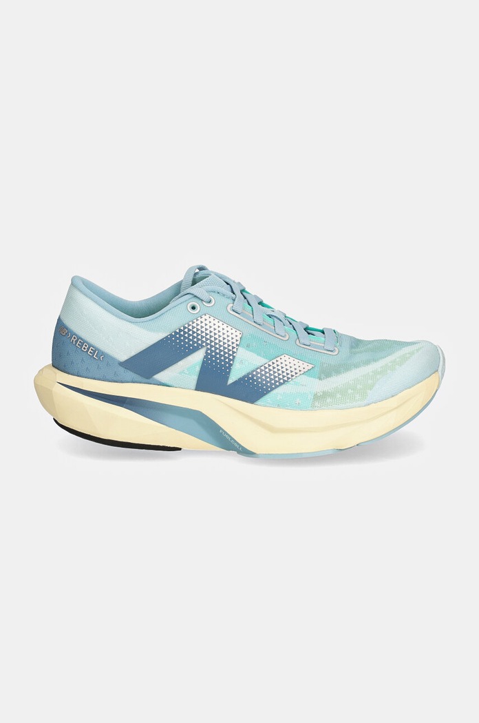 Běžecké boty New Balance FuelCell Rebel v4 WFCXCH4 modrá AW24