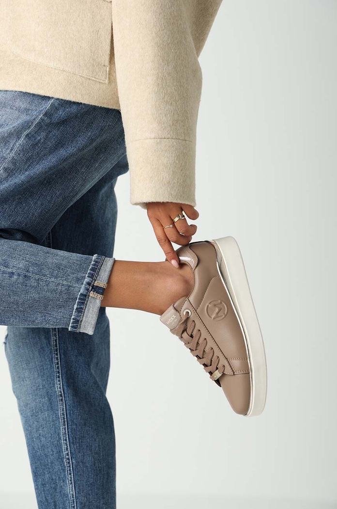 Sneakers boty Mexx PEMMA OANA MIEV1004643W