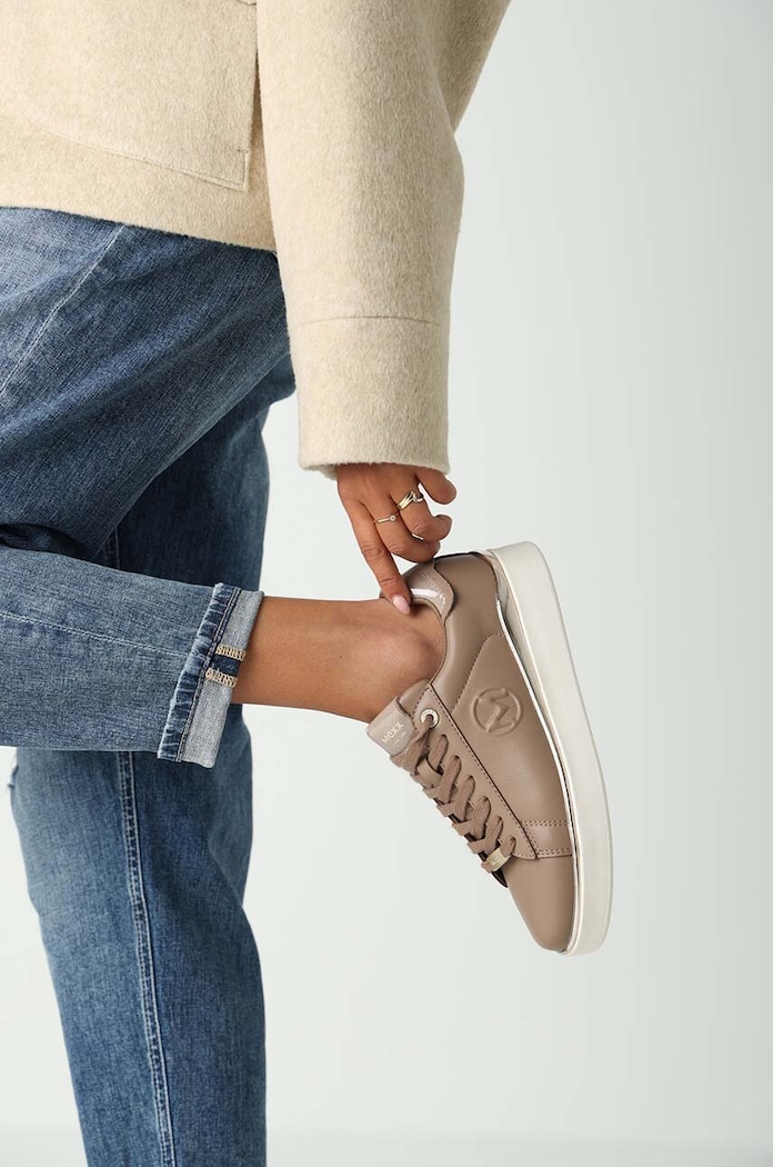 Sneakers boty Mexx PEMMA OANA MIEV1004643W